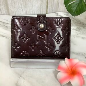 GUC Loui Vuitton Vernis Agenda Embossed Wallet